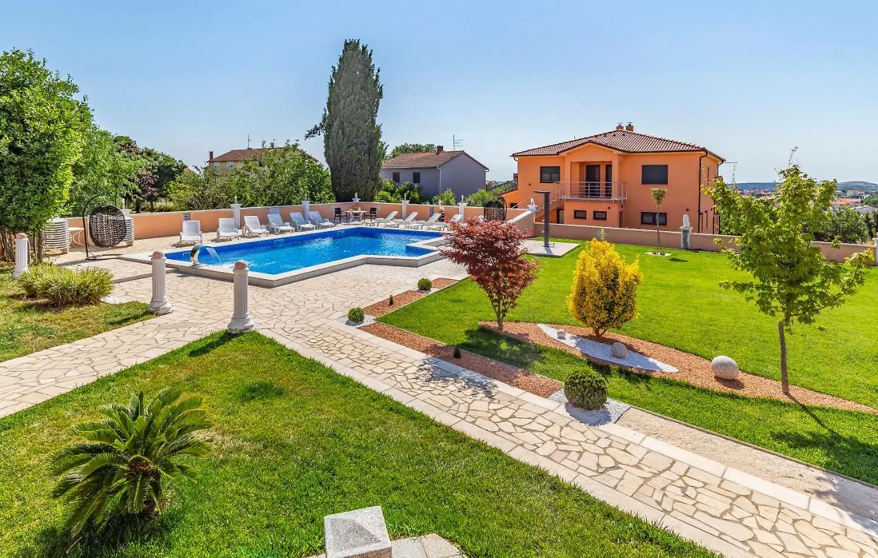 Villa Natalija Medulin Bed & Breakfast